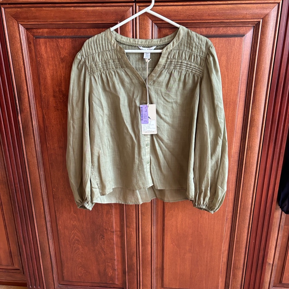 Tommy Bahama Sage Green Blouse